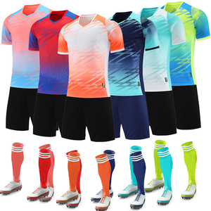 Setelan Sepak Bola Anak-anak Musim Panas Unisex Cepat Kering Berbahan Poliester dengan Kerah V, Lengan Pendek, Ringan, Bernapas, dan Dapat Dikustomisasi - Product Image 1