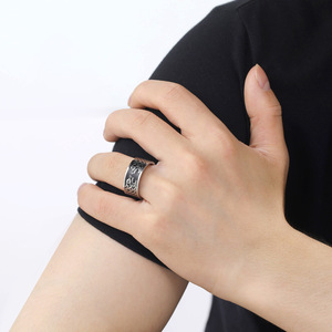 Viking nordique mythologie Divine bête anneau pour hommes femmes en acier inoxydable noeud <span class=keywords><strong>celtique</strong></span> bague Hip Hop <span class=keywords><strong>Rock</strong></span> Punk bijoux cadeau - Product Image 4