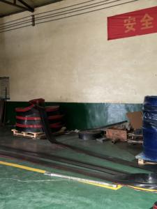 Feuille de retenue de charbon en caoutchouc polyuréthane à double étanchéité, ignifuge, résistante à l'usure, 60 ShoreA, type T/Y/plat, pour <span class=keywords><strong>goulotte</strong></span> d'alimentation - Product Image 3