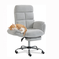 Chaise de bureau ergonomique multifonctionnelle avec accoudoirs pliables et repose-pieds pour un confort tout au long de la journée
