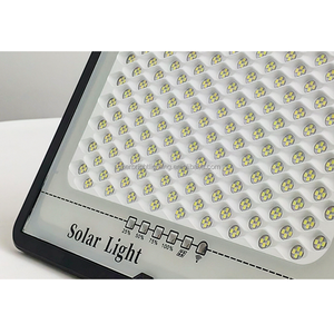 <span class=keywords><strong>Projecteur</strong></span> <span class=keywords><strong>Extérieur</strong></span> Haute Luminosité Éclairage Étanche IP65 Lampe Solaire <span class=keywords><strong>LED</strong></span> <span class=keywords><strong>Projecteur</strong></span> 3100LM Certifié RoHS pour Paysage Sportif - Product Image 4