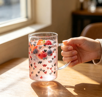 Mug en verre borosilicate à imprimé cœur rouge et gris, résistant à la chaleur, tasse à café ou à thé transparente avec poignée pour la maison, le bureau, le café, la vaisselle de table