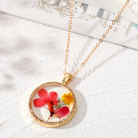 Collier rétro créatif rond en résine fleur séchée collier pendentif fleur éternelle colorée accessoires pour femmes