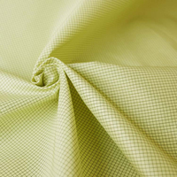 Tissu sergé antistatique polyester/coton 32/2s+A*32/2s+A 100*53 240gsm lourd pour uniformes hospitaliers et draps de lit pour garçons