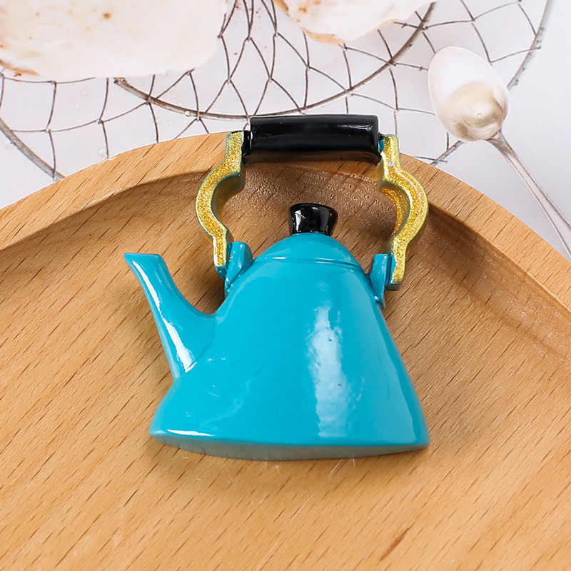 Blue teapot-magnet