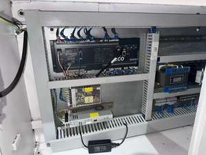 Máquina de Moldeo por Inyección de Botellas de Plástico PET Usada, BORCHE BS320, 320 Toneladas, Horizontal, con Motor PLC y Bomba - Product Image 4