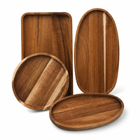 Plateau de service en bois d'acacia très populaire pour le petit-déjeuner, les fruits, le pain et les événements en plein air, les barbecues, les repas, la cuisine et les réceptions à domicile