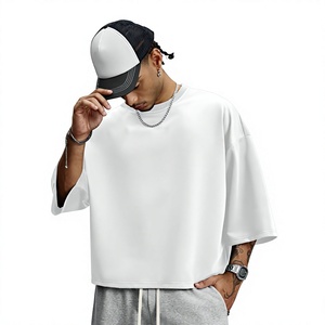 T-shirt oversize blanc pour homme, style streetwear, avec imprimé lettres en relief rouge au dos, manches courtes, col rond, en jersey de coton - Product Image 2