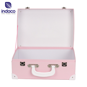 Mang theo giấy Vali bán buôn tông vali cho trẻ em trẻ em bền vững quần áo bao bì với xử lý - Product Image 5