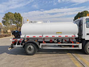 Camion Cisterna Usato Economico Isuzu Giapponese per Trasporto Acqua Potabile, Autocisterna da 5m3 per Irrigazione Stradale - Product Image 6