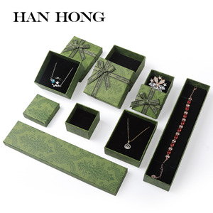 Heaven Earth-style Floral Pattern Square/Rectangular Shape Jewelry <strong>Box</strong> for Green Packaging for Rings Necklaces <strong>Box</strong> - Product Image 4