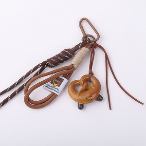 <span class=keywords><strong>2025</strong></span> Phổ Biến Nhựa Pretzel Bagel Mặt Dây Chuyền Xe Trang Trí Ba Lô Treo Phụ Kiện Của Phụ Nữ Túi Xách <span class=keywords><strong>Keychain</strong></span> Trang Trí - Product Image 6