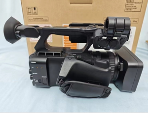 Caméra XDCAM PXW-Z200 d'occasion, caméra de diffusion Full HD 3CMOS, zoom optique 20x, double fente pour carte SD - Product Image 1