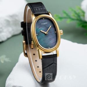 Reloj ovalado Vintage con logotipo personalizado para mujer, Reloj de acero inoxidable con esfera pequeña, pulseras de lujo con perlas, relojes de cuarzo personalizados - Product Image 4