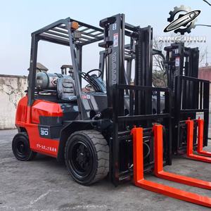 Chariot élévateur TOYOTA FGZN30 3 tonnes d'occasion, importé du Japon, moteur 1DZ-2, machine d'occasion, moteur GPL avec déplacement latéral. - Product Image 6