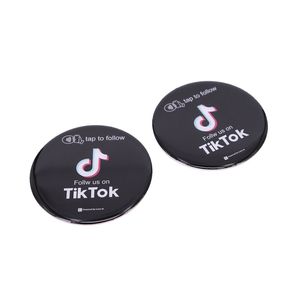 Carte de commentaires Google NFC, étiquette époxy personnalisée, motif <span class=keywords><strong>TikTok</strong></span> WhatsApp, contrôle d'accès aux médias sociaux, balise de commentaires 13,56 MHz - Product Image 1