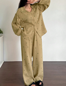 Pigiama da Donna in Cotone Stampato alla Moda, Set Due Pezzi, Abbigliamento da Notte, Maniche Lunghe, Personalizzabile, ODM - Product Image 4