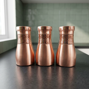 Pot à eau en cuivre certifié avec un ensemble de 4 tasses Moscow Mule, écologique, compatible lave-vaisselle, boîte cadeau incluse, designs personnalisables - Product Image 5