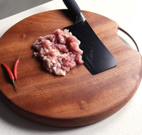 Hotselling ronde snijplank van massief hout met metalen handvat voor het voorbereiden van groenten, vlees, fruit en voedsel in de keuken