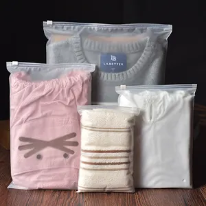 Bolsas de plástico transparente para embalaje de ropa, bolsas impermeables de plástico autoselladas de tamaño personalizado, bolsas transparentes con cremallera para ropa