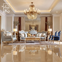 Ensemble de canapés en cuir pleine fleur de luxe français, structure en acajou massif, détails sculptés à la main, capitonnage boutonné, mobilier de salon pour villa