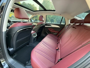 Hongqi H5 d'occasion de luxe 2022 1.5T Essence Berline intermédiaire Automatique Euro VI 150-200 ch Conduite à gauche - Product Image 6