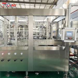 Machine automatique de remplissage et de scellage de canettes de boissons pour soda, jus et eau pétillante dans les lignes de mise en conserve - Product Image 2