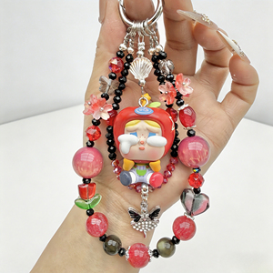 Amplia Variedad de Estilos Disponibles, Cadena para Teléfono con Cuentas de la Figura Crybaby de Pop Mart, Llavero Personalizable para Teléfono - Product Image 2