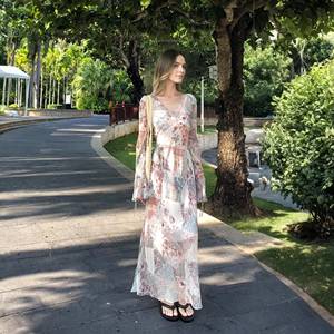 Robe maxi décontractée à imprimé col en V, style européen et américain, pour femmes, robe en <span class=keywords><strong>dentelle</strong></span> à imprimé - Product Image 1