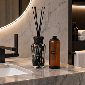 Aikun Factory Direct Faceted Black Glass Long Lasting 2000ml <b>Reed</b> <b>Diffuser</b> with Custom Engraved <b>Bottle</b> Logo Gift Box for Hotels - Product Image 3