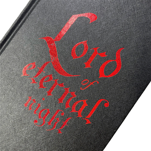 Service d'impression de livres romantiques : Couverture souple personnalisée, bords pulvérisés et estampés à la feuille d'argent, romans à couverture rigide, livres de collection - Product Image 2