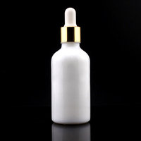 Flacon compte-gouttes en verre céramique blanc de luxe 5ml 10ml 15ml 20ml 30ml 50ml 100ml avec bouchon doré