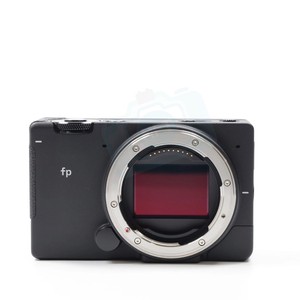 Cámara Digital Profesional HFT <span class=keywords><strong>Sigma</strong></span> <span class=keywords><strong>Fp</strong></span> sin Espejo de Fotograma Completo, Sensor CMOS, Tarjeta SD, Enfoque Fijo, Batería Recargable, Pantalla >3 Pulgadas - Product Image 2