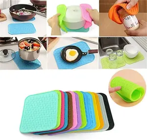 Prix de gros Cuisine Antidérapant Résistant à la Chaleur Isolation Silicone Tasse Tapis Hot Pot Tapis