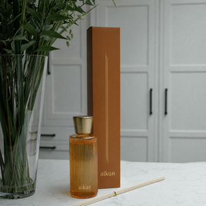 Aikun Retail Gold Metal Logo Ribbed Glass 1200ml <b>Reed</b> <b>Diffuser</b> Set Beige Box Any Scent Long Lasting Low MOQ Fast Turn for Hotels - Product Image 3