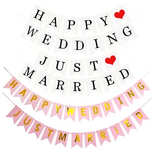 Wholesale Just Married Banner Wedding Decorations Bunting Photo Booth Props Signs Wedding Party Decoration Paper Banner