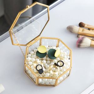 Caja de Joyería de Vidrio y Latón Dorado Estilo Nórdico, Organizador de Escritorio Hexagonal Moderno, Caja Transparente para Adornos, Caja Decorativa de Exhibición para Mesa - Product Image 3