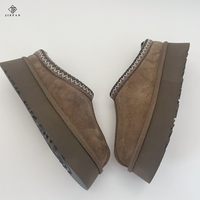 Sepatu Bot Ankle Wanita Desainer 2026, Bahan Suede Anti-Selip, Bernapas, dengan Bulu di Ujungnya, Termal untuk Musim Gugur dan Dingin