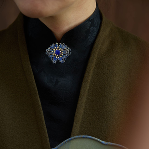 Broche Cloisonné Orientale Artisanale de Luxe en Lapis-Lazuli Naturel, Bijou Floral, Cadeau de Fiançailles, Mariage - Product Image 5