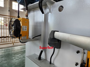 Presse à poinçonner électrique de haute précision Supertech APA-60, conception de support rigide pour l'usine de fabrication de tôles métalliques - Product Image 6