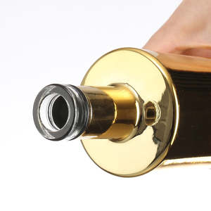 <span class=keywords><strong>ขวด</strong></span>แก้ว<span class=keywords><strong>เปล่า</strong></span>สำหรับเหล้าจิน วอดก้า ขนาด 750 มล. ชุบทองแบบกำหนดเอง พร้อมฝาปิด - Product Image 4