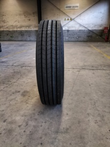 ยางรถบรรทุกเหล็กทั้งหมด ยี่ห้อ HAWKWAY ขนาด 7.50R16 225/80R17.5 และ 9.5R17.5 HLS1 ผู้ผลิตยางรถบรรทุก 9.5R17.5, 7.50R16, 225/80 - Product Image 1