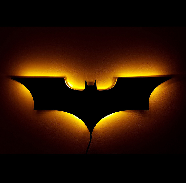 3D creativo a forma di pipistrello luce notturna a LED luce da parete supereroe con telecomando per la decorazione del club del comodino di casa