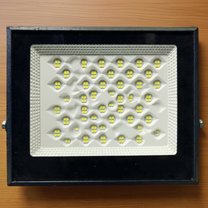 30W Solar LED Flood <b>Light</b> IP67 Aluminum Body CRI85 120 Beam Angle Garden Use CE High Efficiency 2-Year Warranty - Product Image 1