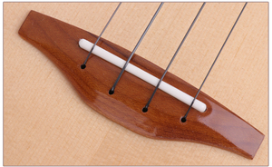 Ukelele <span class=keywords><strong>de</strong></span> concierto <span class=keywords><strong>de</strong></span> abeto sólido <span class=keywords><strong>de</strong></span> bambú <span class=keywords><strong>de</strong></span> alta calidad Smiger 2023 nuevo diseño <span class=keywords><strong>forma</strong></span> <span class=keywords><strong>de</strong></span> cuerpo triangular para venta al por mayor - Product Image 5