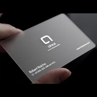 Biglietti da Visita Personalizzati all'Ingrosso con Stampa Serigrafica di Alta Qualità su Cartoncino Pregiato con Carta Kraft e Laminazione in Film