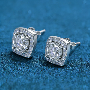 2ct Moissanite हीरे के कान के पास हीरे का परीक्षण मोइससानाइट स्टड हीलिंग के लिए तैयार किया गया हीरा परीक्षण मोइससानाइट - Product Image 2