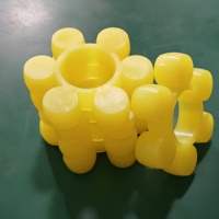 Accouplement avec insert d'accouplement à mâchoires élastiques Spider