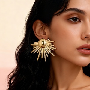 Jingciren Boutique European and <b>American</b> Cross-border Exaggerated Irregular Geometry Metallic Elegant gift <b>box</b> packaging - Product Image 1