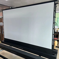 Écran de projection électrique motorisé de 150 pouces HD Portable pour la présentation de bureau de cinéma à domicile